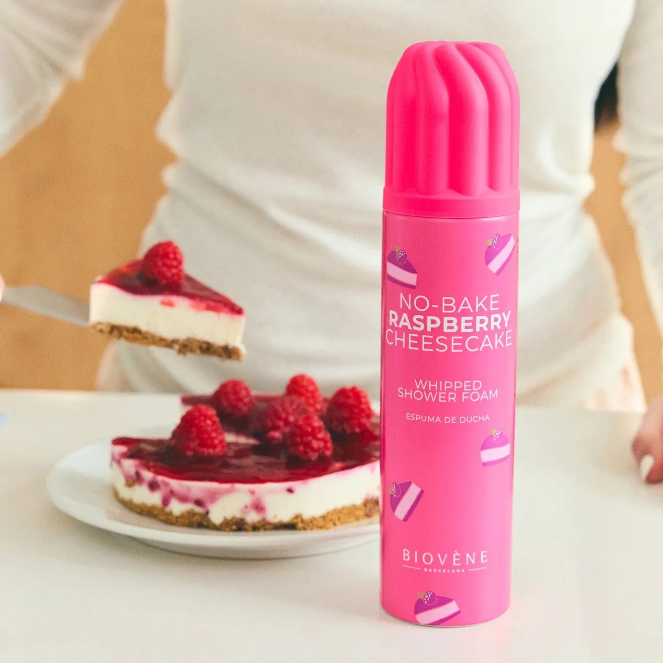 Biovene Barcelona NO-BAKE RASPBERRY CHEESECAKE Whipped Shower Foam 250ml – Biovène Barcelona – foto 2